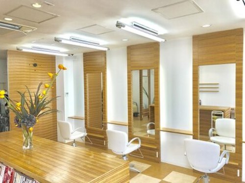 ヘアメイク フラミンゴ(hairmake FLAMINGO)(北海道札幌市白石区栄通19-4-1)