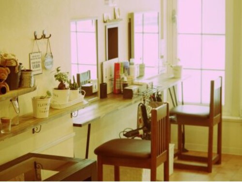 オーガニックヘアーカラー専門店 パレット(palette)(北海道札幌市東区北25条東1-3-18エルフィーネ4-1F)