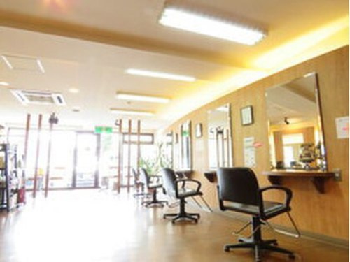 ヘアーステージ アクア 清田店(HAIR STAGE AQUA)(北海道札幌市清田区清田2条1-14-10メゾン清田21-1F)