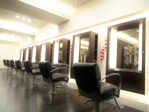 マーズ ヘア デザイン(MAR'S hair design)(北海道札幌市中央区南3条西3- FA-S3ビル2F)