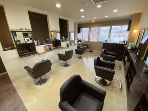 カムズヘア 南郷店(COMES hair)(北海道札幌市清田区北野7条1-7‐17)