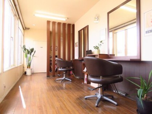 ヘアーメイク アネラ(hair make Anela)(北海道札幌市北区北35条西5-2-43 丸光ビル2F)