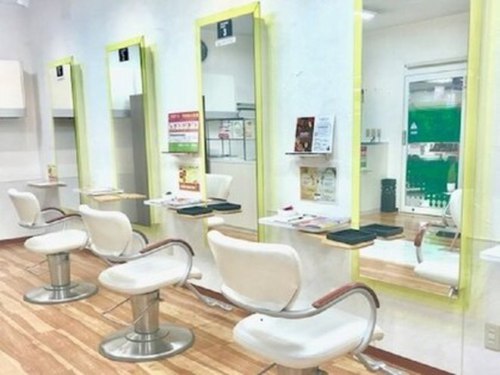 ヘア カラー マート 澄川店(Hair Color MART)(北海道札幌市南区澄川4条2-2-6 マックスバリュ澄川店2階)