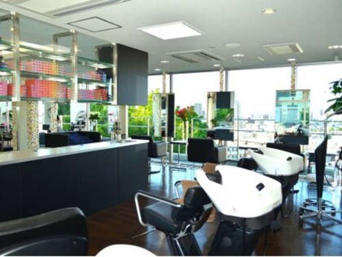 ヘアーサロン アージュ 伏見本店(hair salon age)(北海道札幌市中央区伏見1- 4-12)