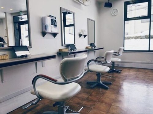 キューブヘアプレシャス 本店(CUBE HAIR PRECIOUS)(北海道札幌市北区新琴似1条10―6-15)