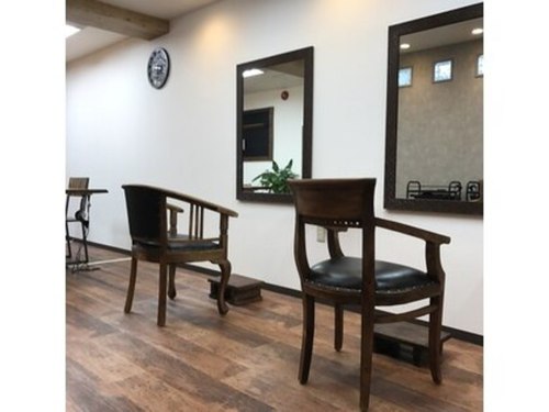 カラー専門店 ヒナデ(Hinade)(北海道札幌市白石区本郷通7北7-17)
