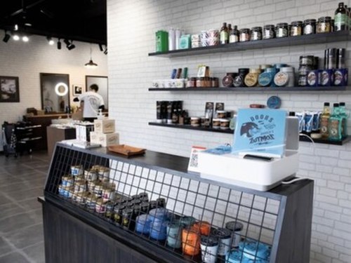 上田理髪店北円山店(北海道札幌市中央区北1条西7-1 広井ビル地下1F)