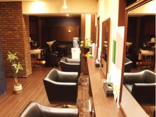 ヘアーメイク エターナル(hair make Eternal)(北海道札幌市東区北8条東8-1-17 スクエア北8条 1F)