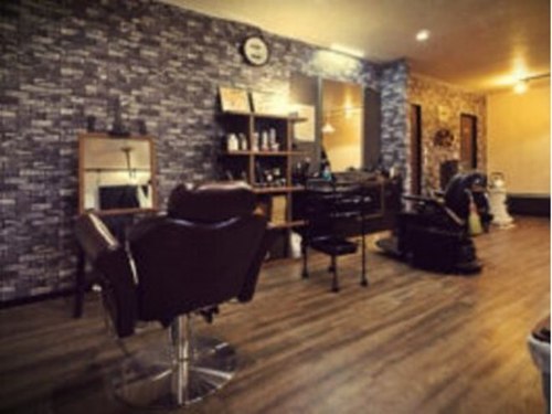 ワンヘアー(BARBER'S ROOM one hair)(北海道札幌市清田区北野3条5-25-15 山口ビル1F)