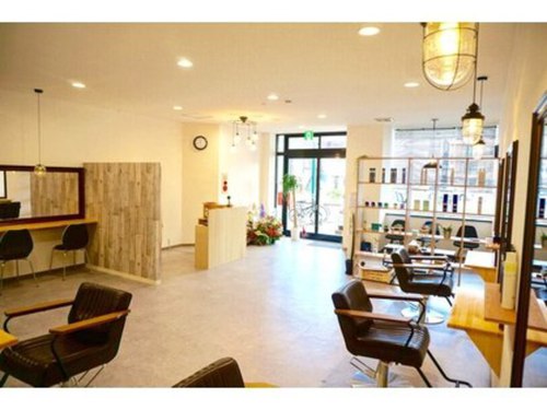 ヘアーネオフィール 元町店(hair produce NAO FIIL)(北海道札幌市東区北22条東15-4-24メウラール元町C)