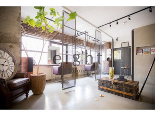 エイト(salon 8)(北海道札幌市中央区北2条西2-31北2条桂和ビル4F(旧MIZUHOビル))