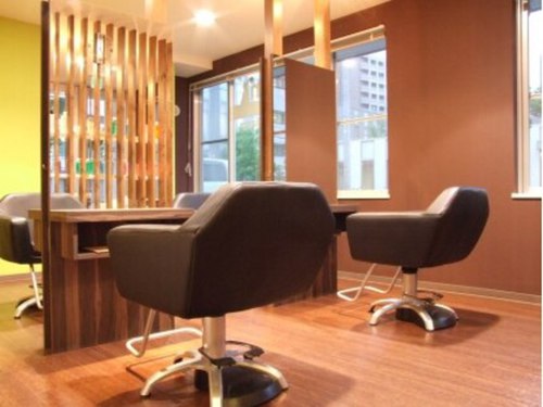 ガーデン(Garden hair salon)(北海道札幌市豊平区豊平6条5-1-23 FORTUNA学園前1F)