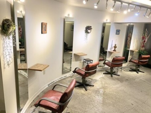 エンズ(Hair En's)(北海道札幌市中央区南8条西23-1-1 ガーデンハウス南円山III 2F)
