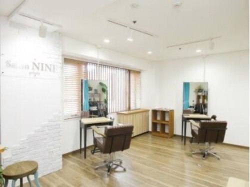 サロンナイン プライベート(Salon NINE. Private)(北海道札幌市中央区北2条西3-3-1-34 正門館ビル12F )