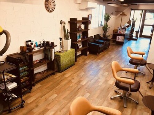 マニスヘアー(MANIS HAIR)(北海道札幌市南区澄川4条3-6-12 マニスコート澄川1F)
