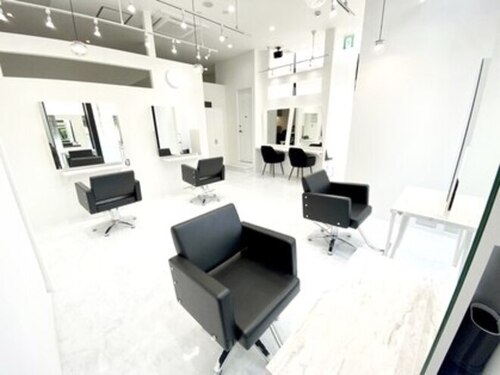 アグ ヘアー ギルド 苗穂南口店(Agu hair guild)(北海道札幌市中央区北3条東11-121)
