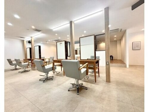 アグ ヘアー レシパ 星置店(Agu hair respa)(北海道札幌市手稲区星置1条3-3-10 長作ビル1F)