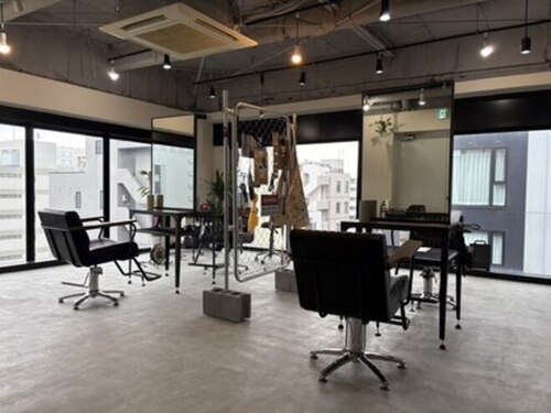 髪質改善特化型サロン course【コース】(北海道札幌市中央区南1条西7-1ビルヂングフクダ10F)
