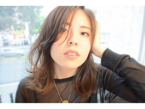 マックス ヘアーデザインアンドジュジュ(MAX HAIR DESIGN&JUJU)(北海道札幌市白石区東札幌2条6-4-10 ハウザービルNo.6-2F)