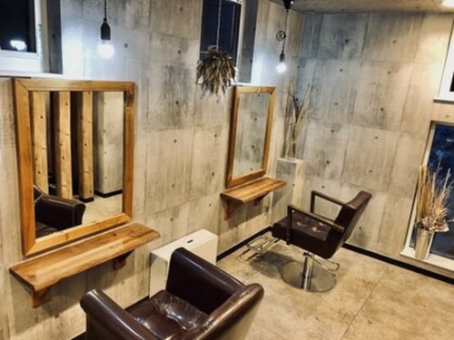 スローマーケット SROW MARKET ヘアーサロン hair salon(北海道釧路市川北町8-17)