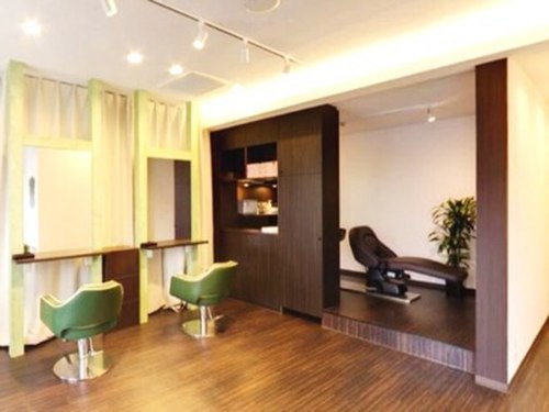 ヘアーアンドフェイス ハウス ラポール(Hair&Face House Rapport)(北海道江別市野幌町76-4 北洋ビル1F)