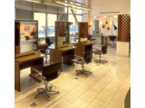 ラポールヘアイオンタウン弘前樋の口店(青森県弘前市樋の口2-9-6 イオンタウン弘前樋の口1F)