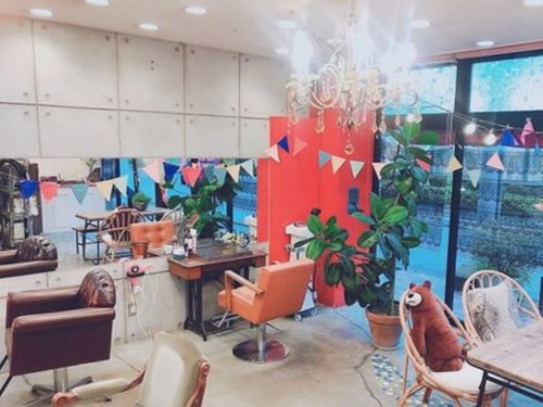 サロン ド オチャリ 泉中央店(salon de OCHARI)(宮城県仙台市泉区泉中央1-13-2 増子ビル1階1)
