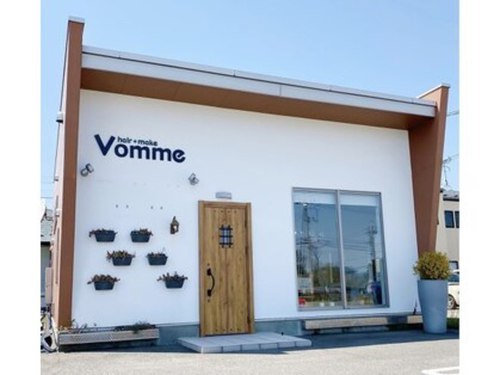 ボム Vomme ヘア メイク hair+make(山形県酒田市日の出町2‐17‐1)