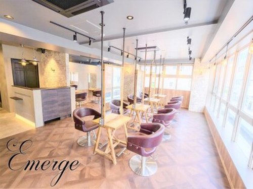 エマージュ 大宮西口店(Emerge)(埼玉県さいたま市大宮区桜木町1-188-1大宮ニチエイビル2階)
