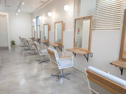 フレイムス 与野 与野駅西口店(Frames)(埼玉県さいたま市中央区下落合1028-7)