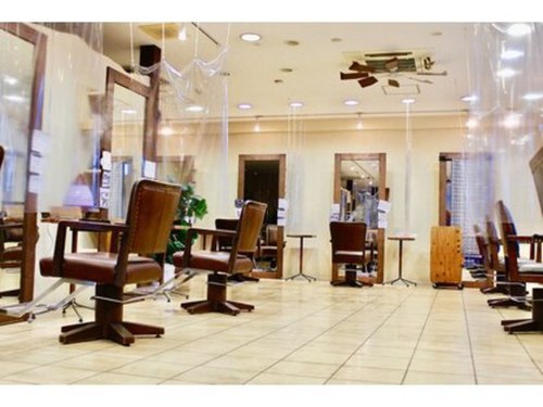 ヘアーメイク ビス(hair make BiS)(埼玉県さいたま市北区日進町3-507-3 1F)