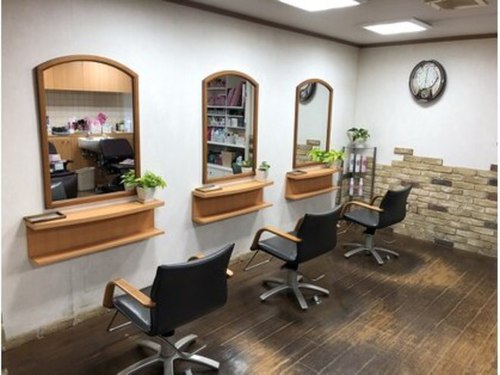 美容室シュガー(埼玉県さいたま市北区土呂町1-39-8)