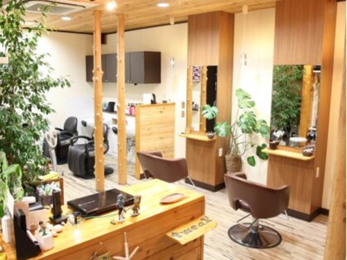 トゥイークヘアーファクトリー(tweak hair factory)(埼玉県さいたま市西区三橋6-78-2 )