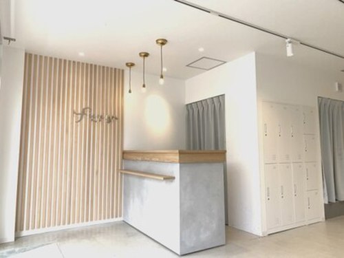 ヘアーサロン フーガ 春日部店(HAIR SALON fuuga)(埼玉県春日部市粕壁6971-2)