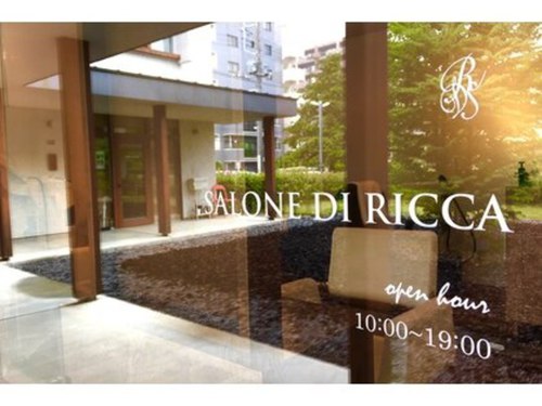 サローネ ディ リッカ(SALONE DI RICCA)(埼玉県越谷市蒲生茜町23-2 WAnest E101)