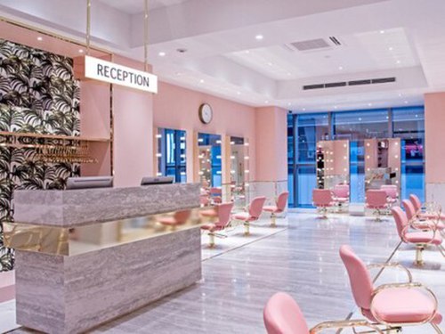シマ シックス ギンザ(SHIMA SIX GINZA)(東京都中央区銀座6-9-6 銀座ヨシノヤ本店ビル 6階)