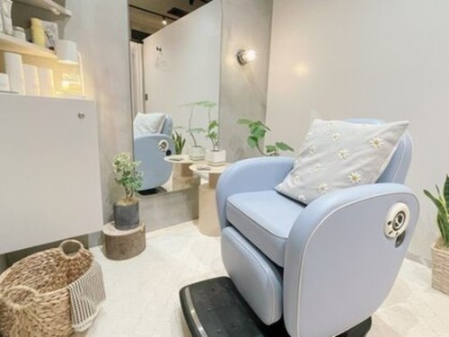 コロン(coron)(東京都中央区銀座3-9-6 VORT銀座maximB1F room10)
