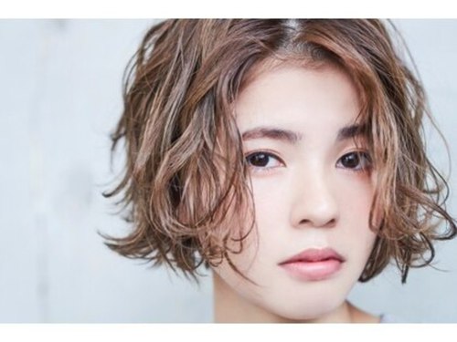 ナオキ ヘアー ドレッシング 銀座店(NAOKI HAIR DRESSING)(東京都中央区銀座4-3-6 G4 BRICKS BLD 4F)