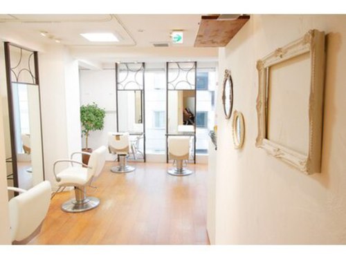 ヘアーズグルーヴ(Hair's groove)(東京都中央区銀座4-10-1 AZA銀座7F)