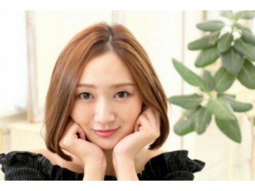 ヘアラウンジ レヴィー(Hair Lounge Le'vie)(東京都中央区銀座3-10-14 東銀1ビル4F )