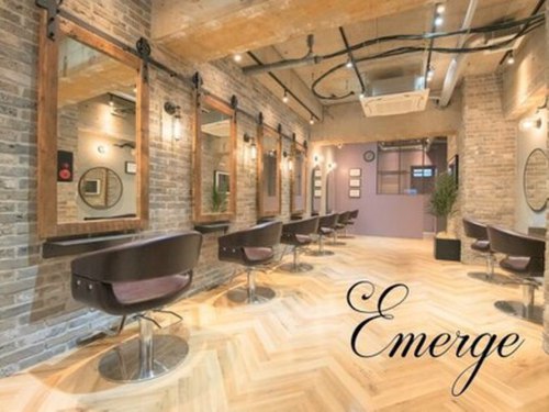 エマージュ 高田馬場駅店(Emerge)(東京都新宿区高田馬場1-32-14 UKビル2F)