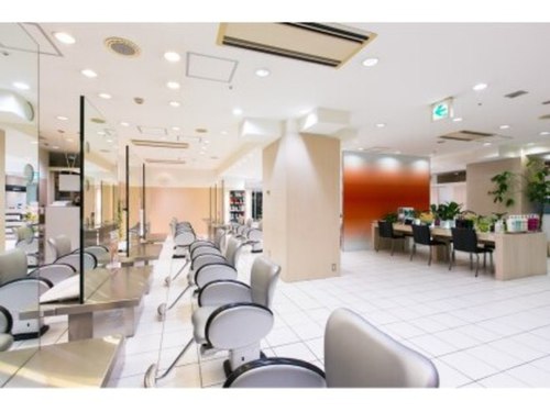 ビューティーサロン タナカ 新宿小田急ハルク店(Beauty Salon TANAKA)(東京都新宿区西新宿1-5-1 新宿小田急ハルク7F)