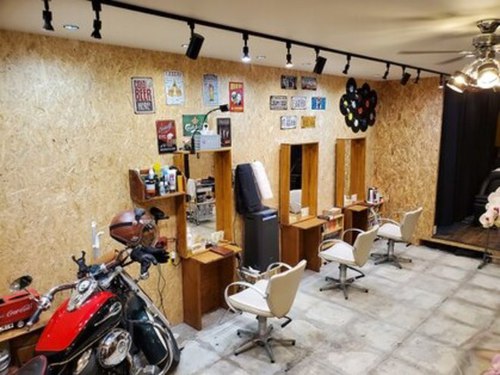 フィズヘアーアンドメイク(fizz hair&make)(東京都台東区台東3-44-3)