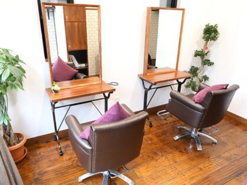 スパークル ヘア サロン(SPARKLE HAIR SALON)(東京都台東区谷中1‐3‐1)
