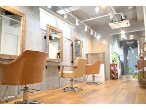 ツリーヘアサロン(Tree Hair Salon)(東京都目黒区鷹番2-20-19 W.学芸大学3B)