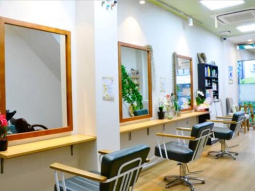 カミビト 世田谷店(KamiBito)(東京都世田谷区駒沢4-19-12 プレールデューク駒沢公園102)