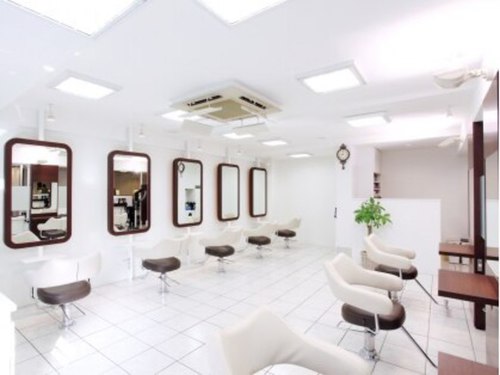 ヘアーアンドリラクゼーション グローブ 経堂 (Hair&Relaxation GROVE)(東京都世田谷区経堂1-12-2 スパジオ経堂1F)