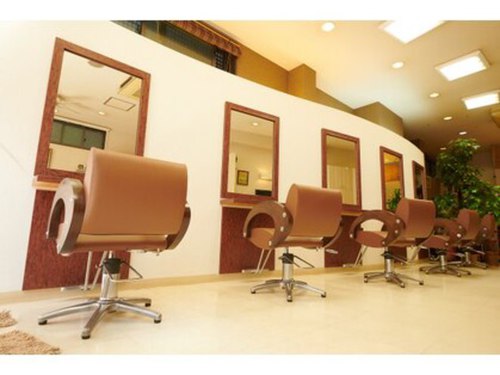 ヘアデザイン コンパス(Hair Design COMPASS)(東京都渋谷区笹塚1-16-4)