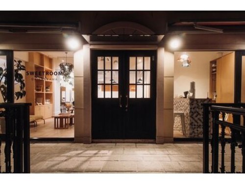 スウィートルーム 代官山(sweet room)(東京都渋谷区恵比寿西2-21-4)