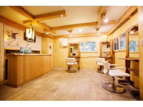 グッド ヘアー 47 フォーティーセブン(Good hair 47 forty seven)(東京都渋谷区富ヶ谷1-8-4)